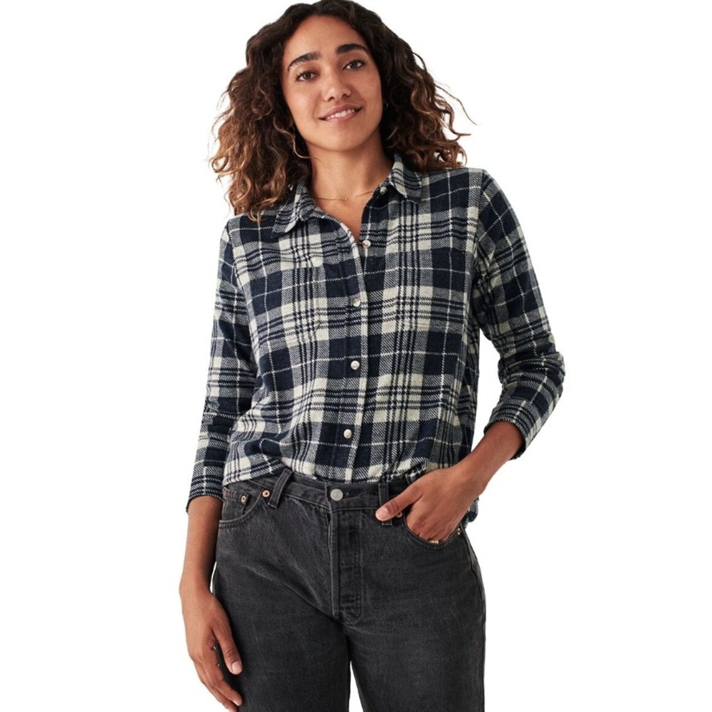 Faherty Women's Legend Flannel Sweater Shirt Black Cream Plaid Sweater Size S
